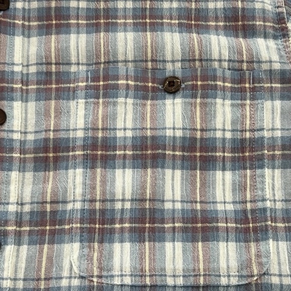 Patagonia Blue and Gray Casual Button Down Shirt
💙COTTON 100% ORGANIC💙 - Picture 4 of 7
